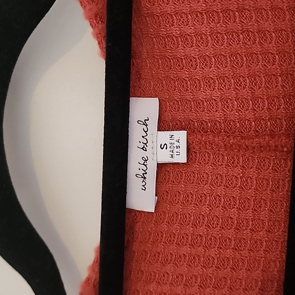 New! Sweater - Picture 2 of 3